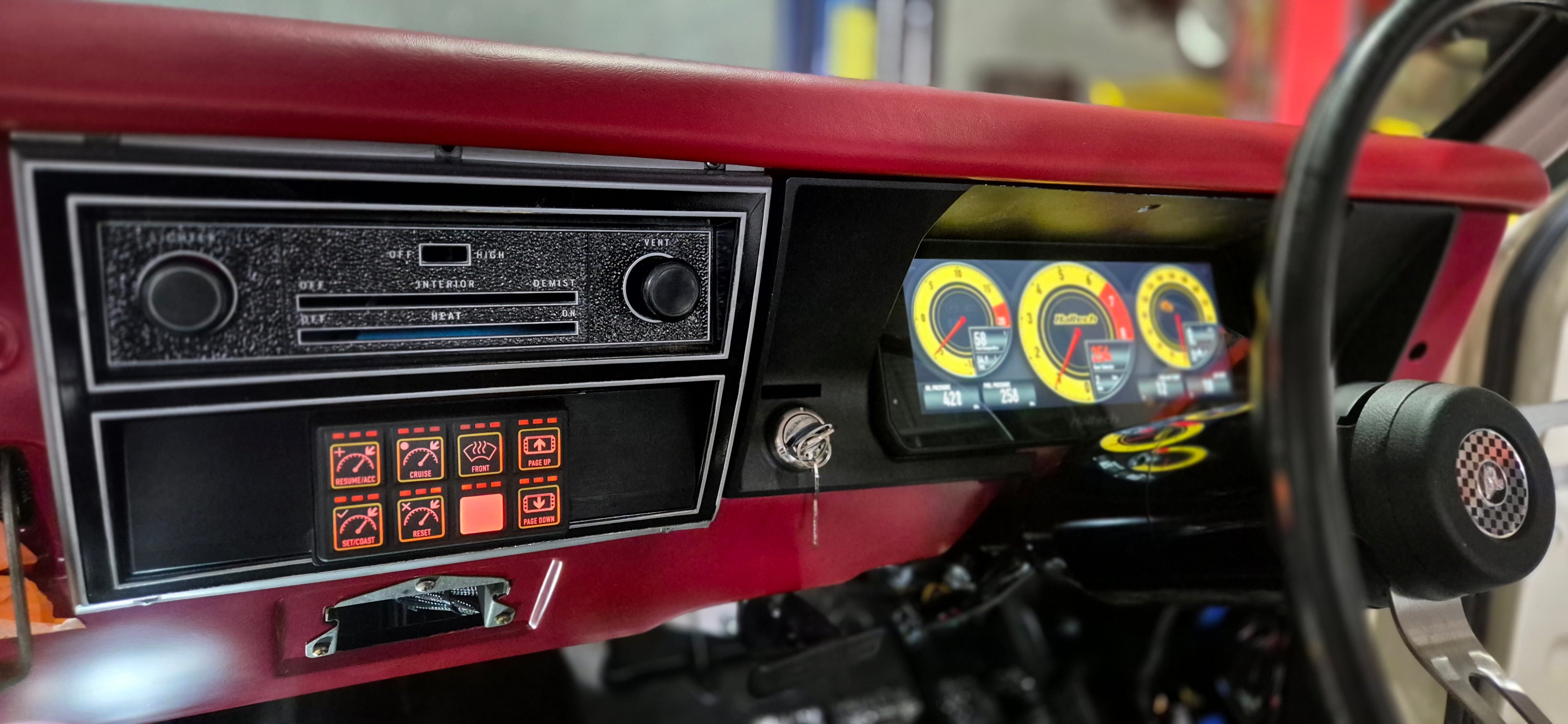 HK/HT/HG Haltech 2x4 Keypad & Custom Gordomotive Mounting Bracket